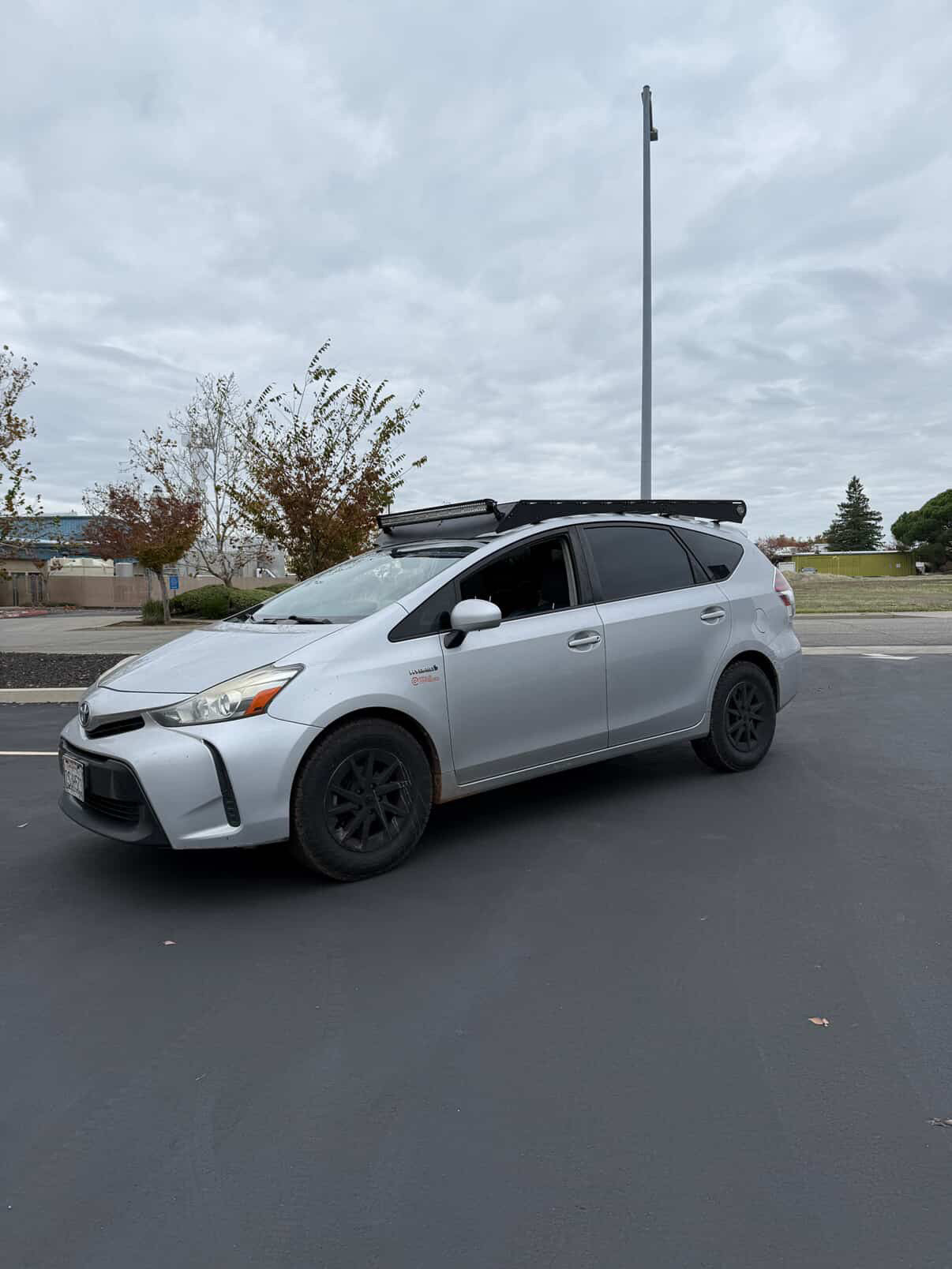 2012-2017 Toyota Prius V Aluminum Roof Rack