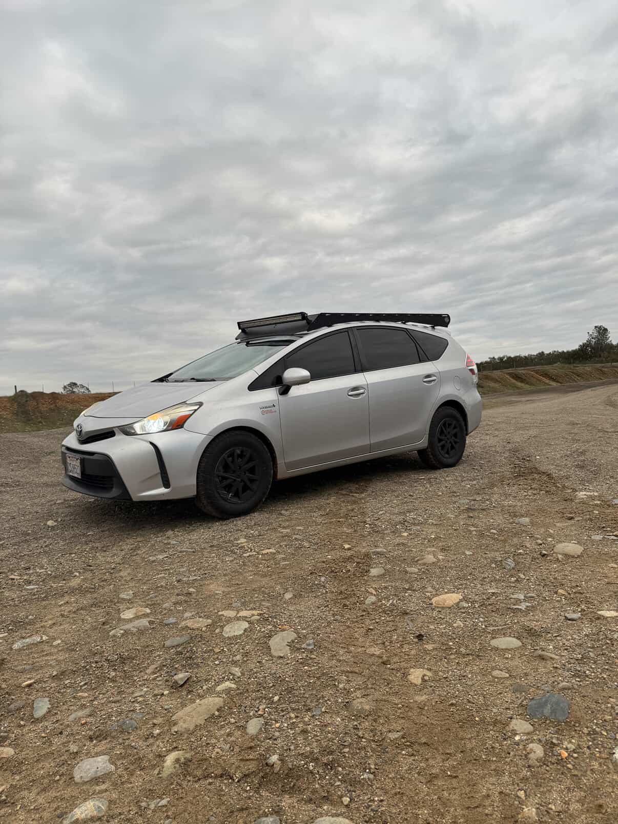 2012-2017 Toyota Prius V Aluminum Roof Rack